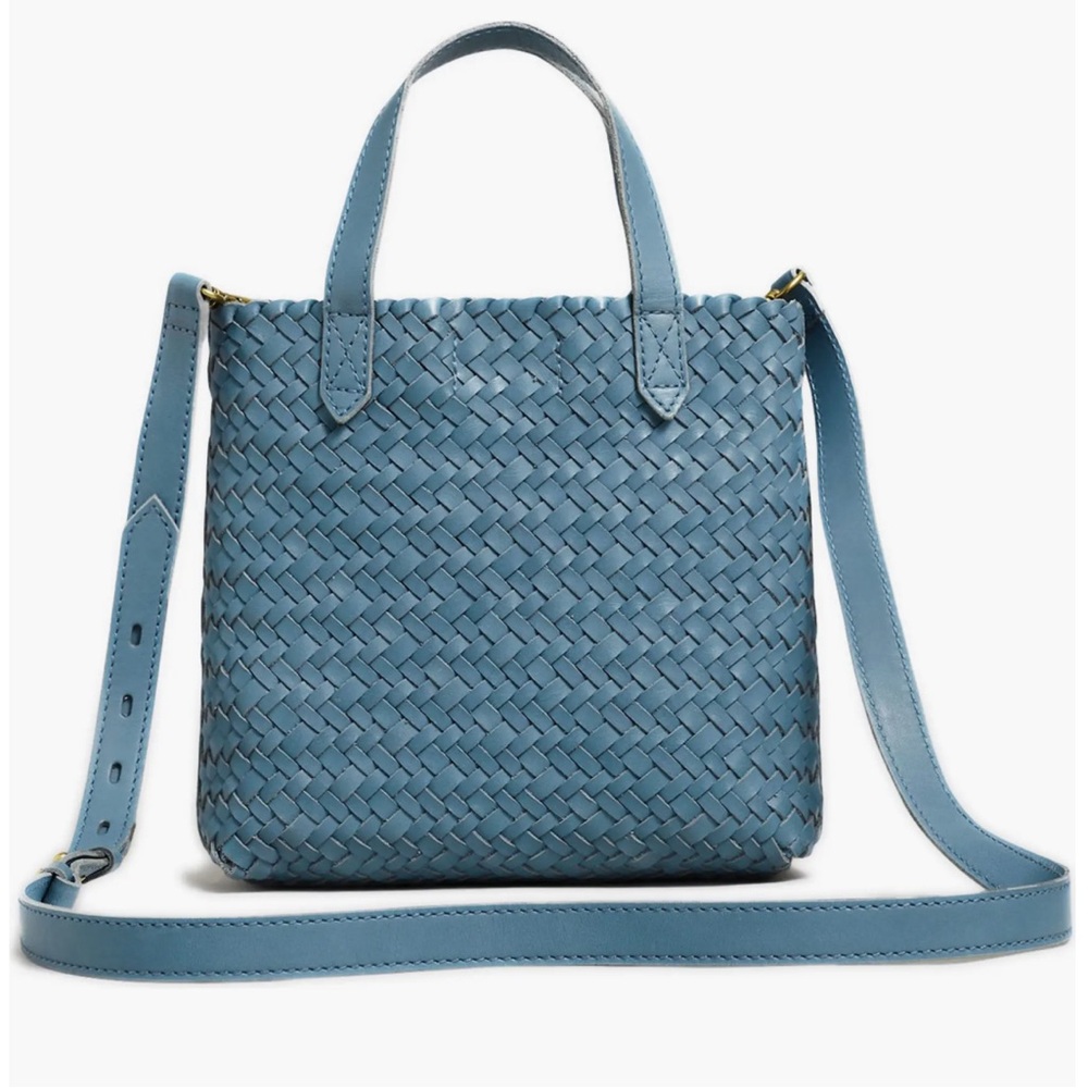 NWT Madewell woven bucket style crossbody purse